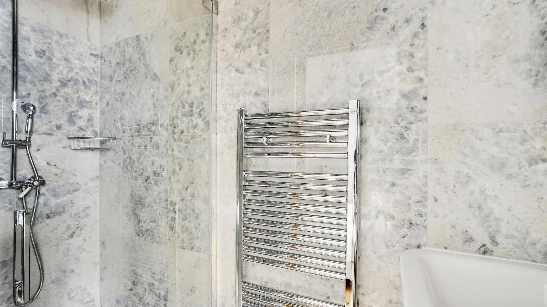 Pick A Flat'S Apartments In Montmartre - Rue Lepic Parigi 0*,  Francia