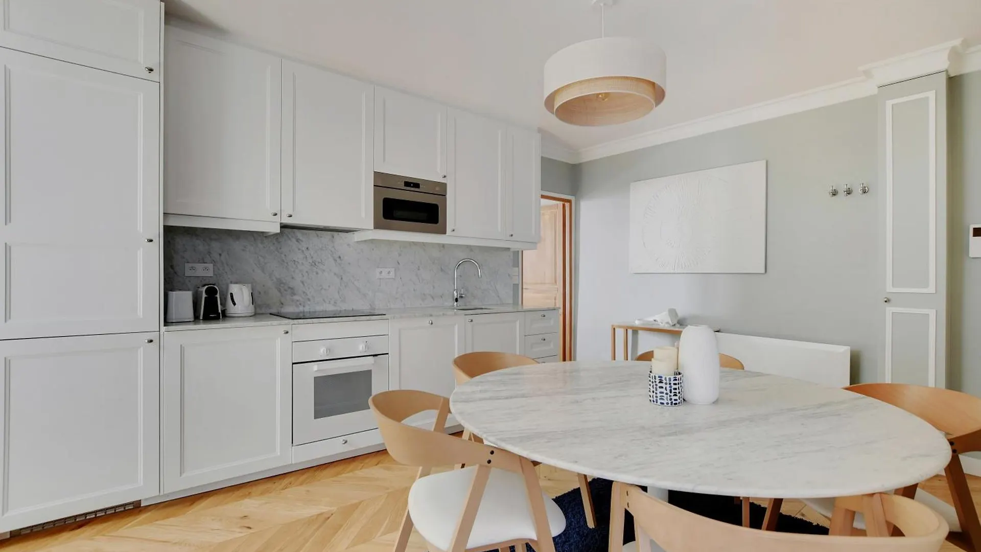 Pick A Flat'S Apartments In Montmartre - Rue Lepic Parigi