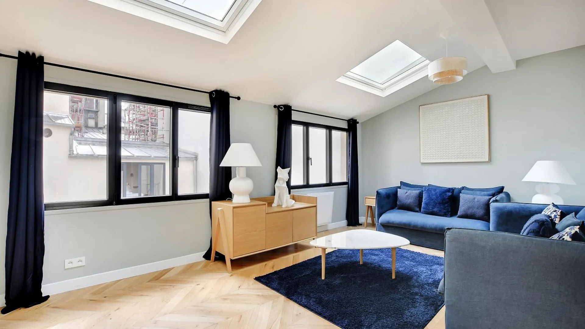 Pick A Flat'S Apartments In Montmartre - Rue Lepic Parigi